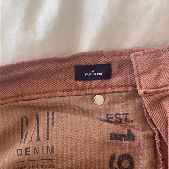 High Rise True Skinny - Picture 5 of 6